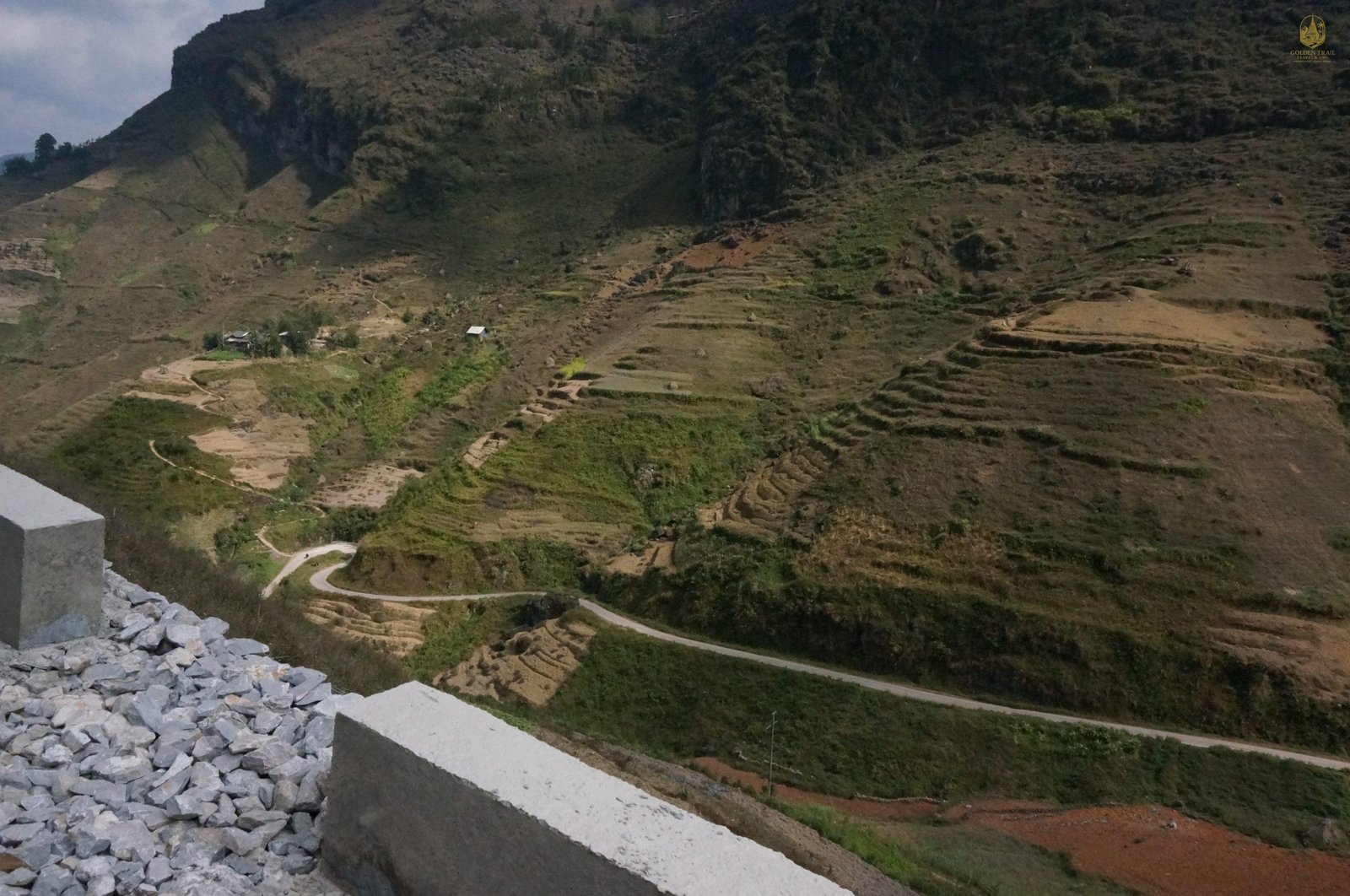 Cycling Tour Mu Cang Chai, Sapa & Fansipan 6-Day Adventure